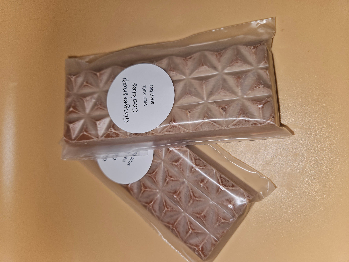 Gingersnap cookie scented wax melt
