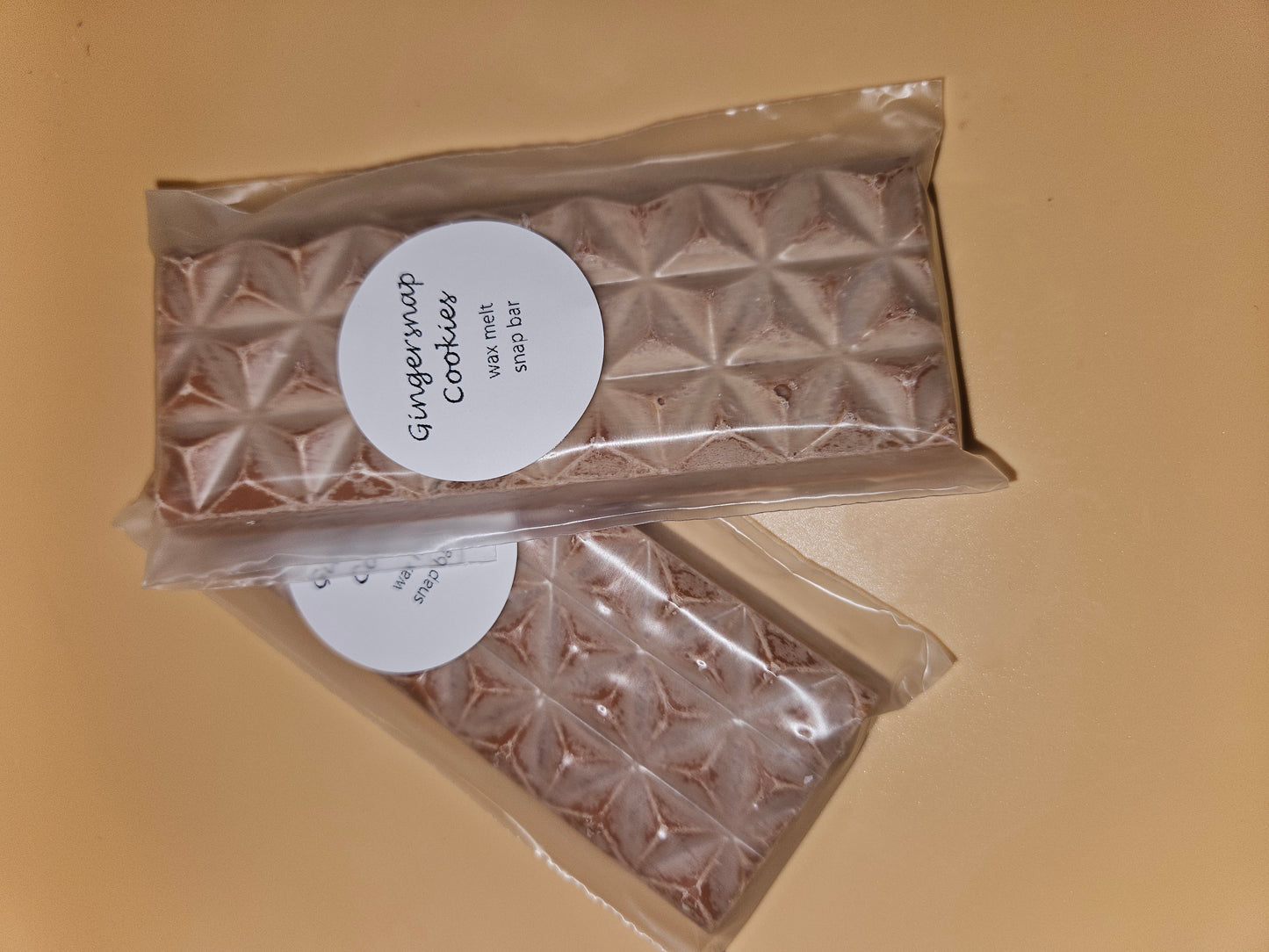 Gingersnap cookie scented wax melt