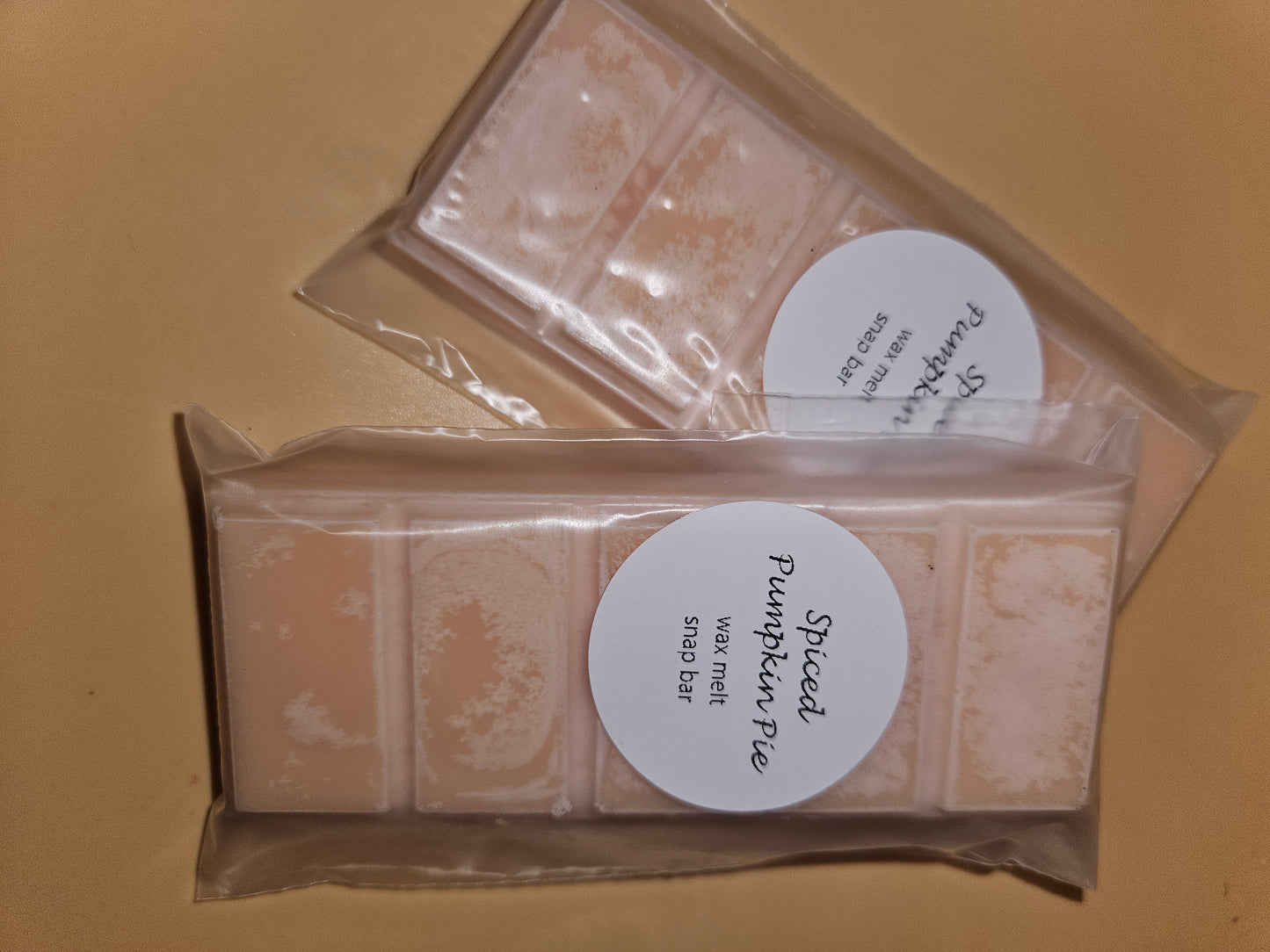 Spiced pumpkin pie scented wax melt