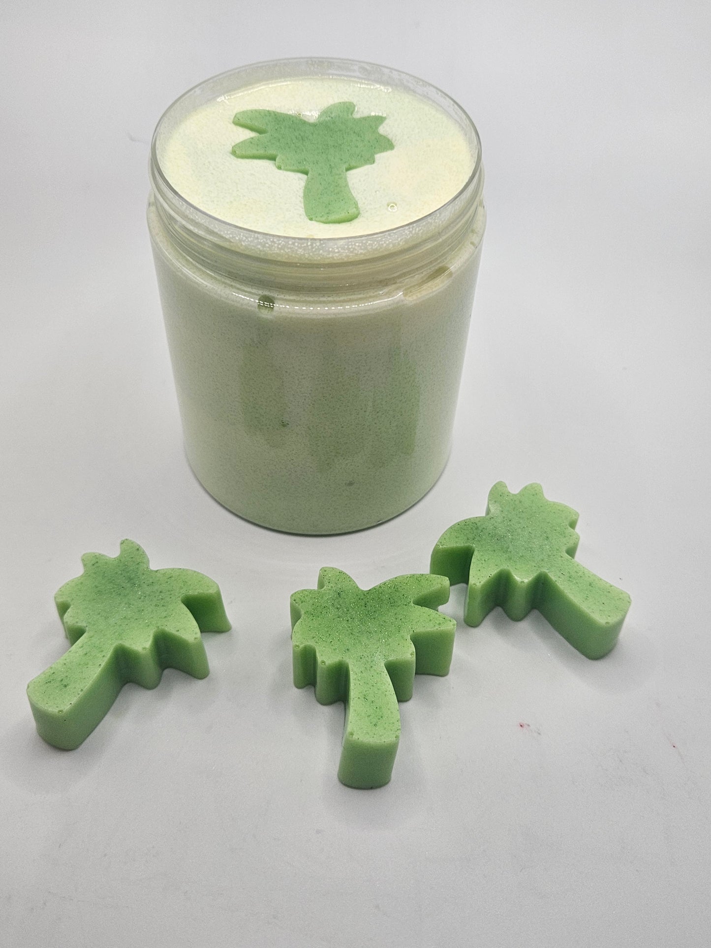 Caribbean Dreams scented Foaming Sugar Scrub